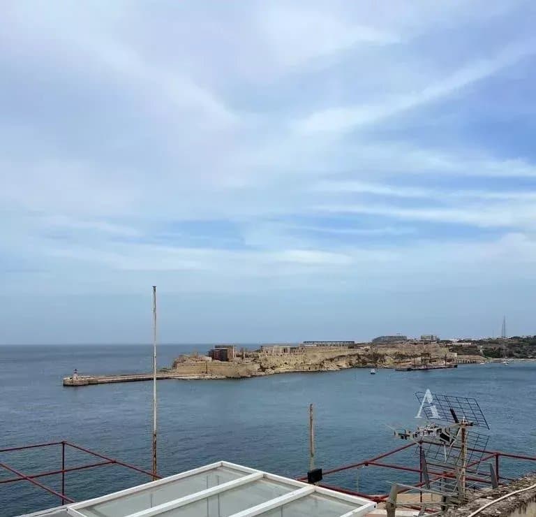 3 Bedroom Town House in Valletta