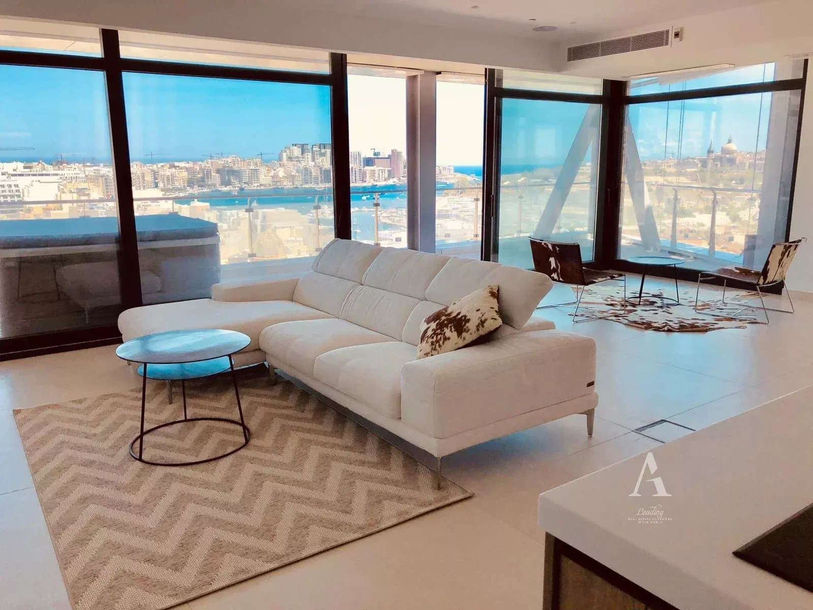 3 Bedroom Apartment in Gzira - photo 2