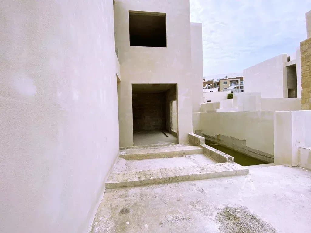 3 Bedroom Villa in San Gwann - photo 1