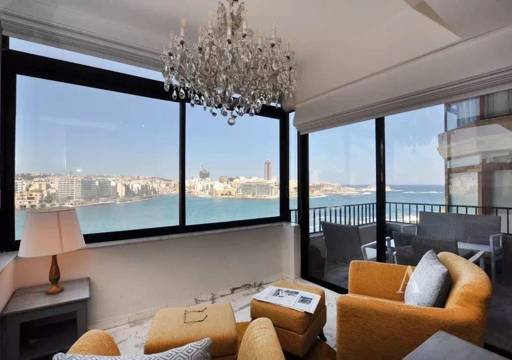 4 Bedroom Apartment in Sliema - photo 2