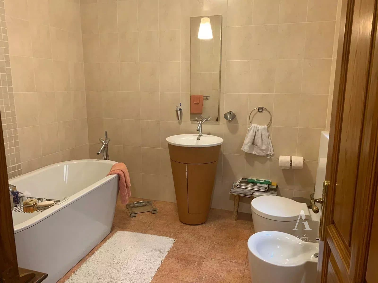 3 Bedroom Apartment in Sliema - photo 2