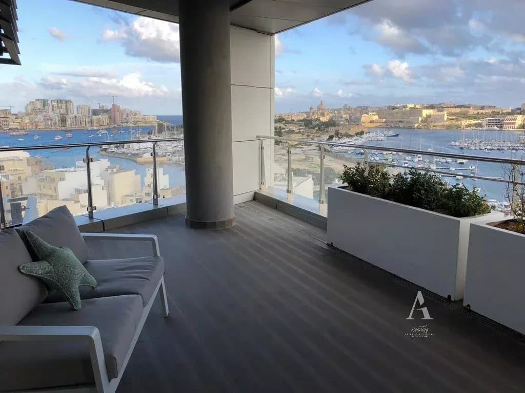 3 Bedroom Apartment in Gzira - photo 1
