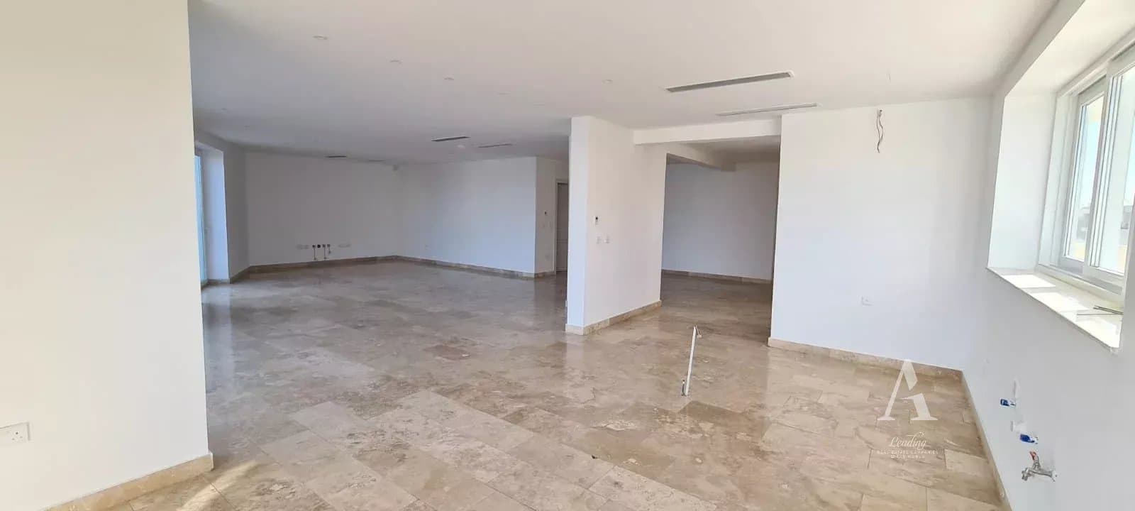 4 Bedroom Apartment in Sliema - photo 2