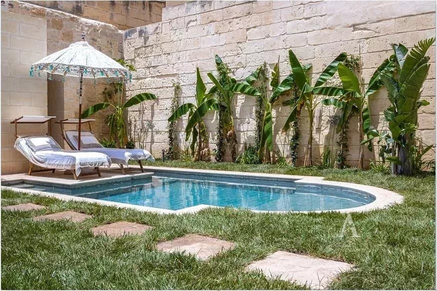 7 Bedroom Town House in Sliema