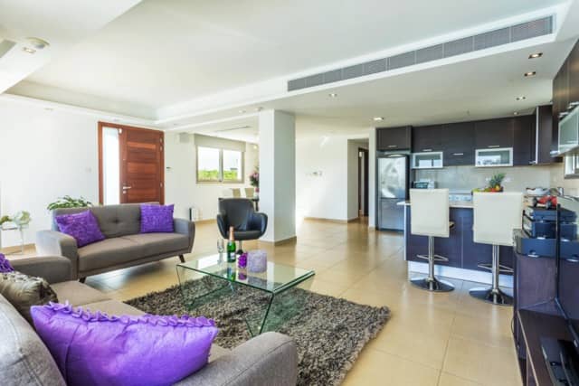 3 Bedroom Apartment in Farou - photo 2