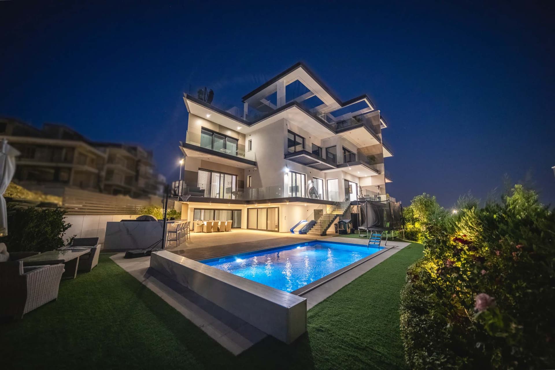 4 Bedroom Apartment in Charalambou mouskou