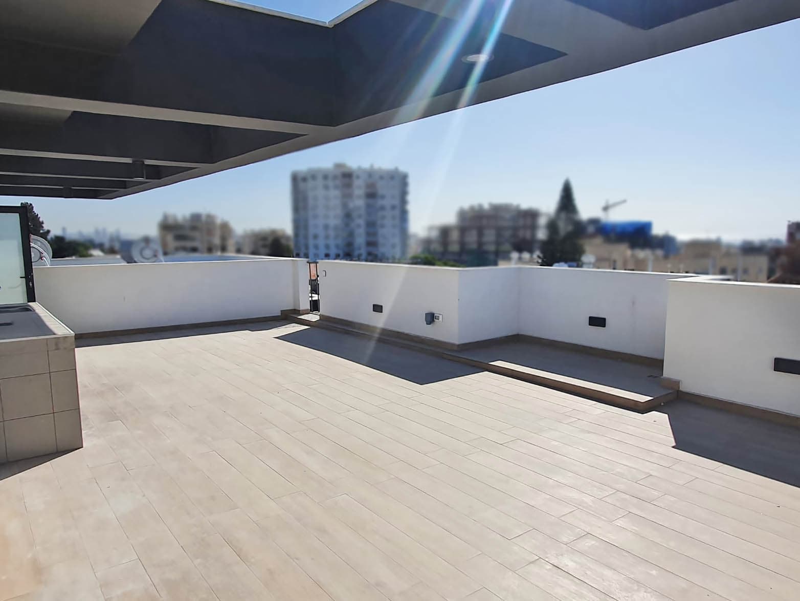 4 Bedroom Penthouse in Georgiou Fassoulioti 13