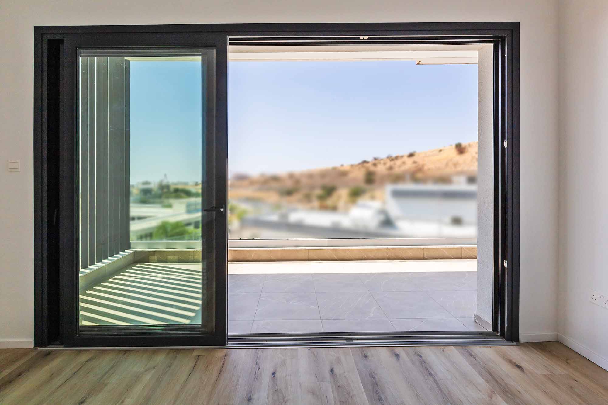 2 Bedroom Apartment in Ayios Athanasios - photo 2