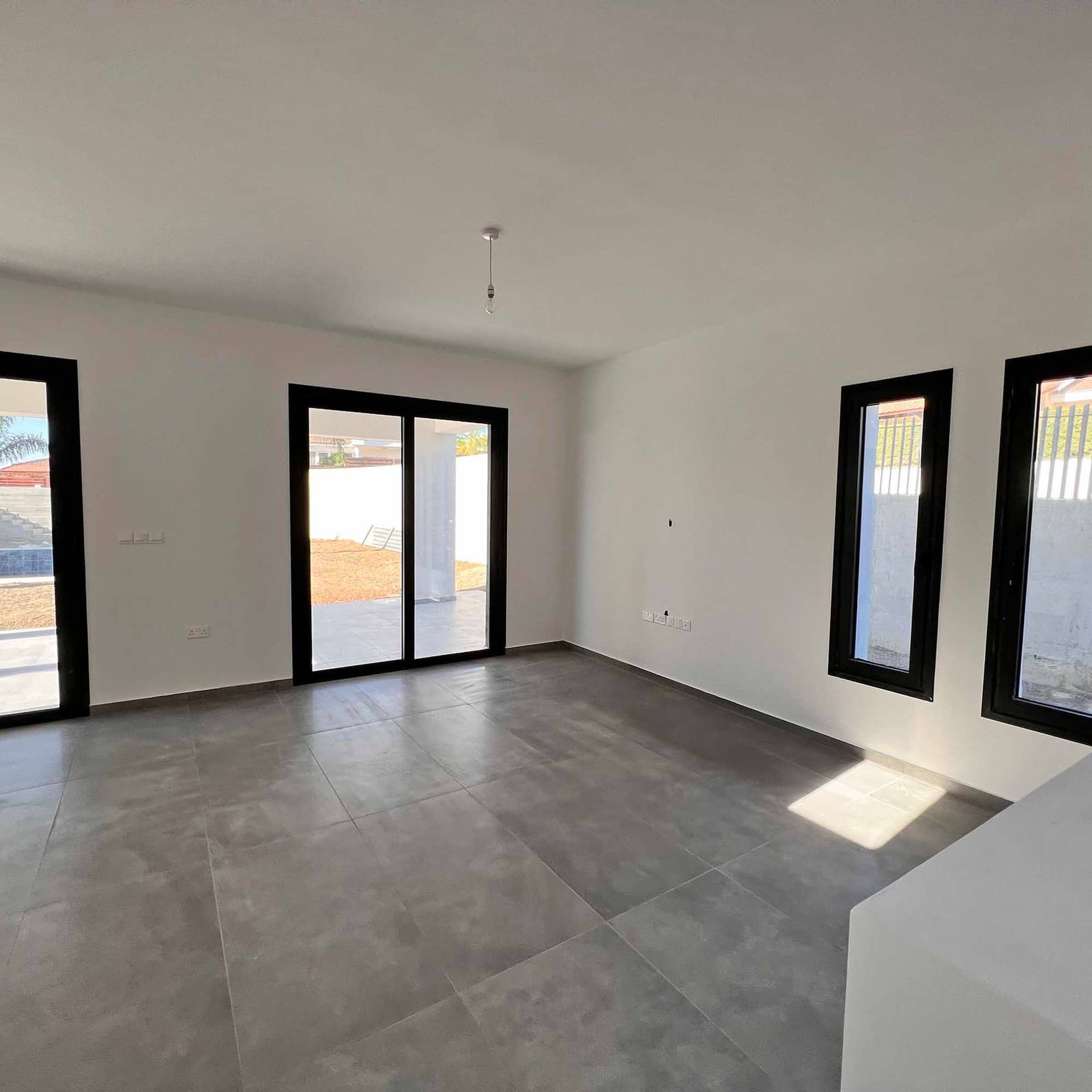 3 Bedroom House in Pyrgos - photo 1