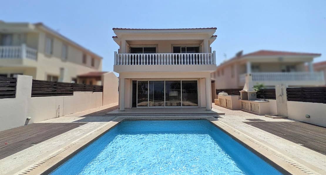 5 Bedroom Villa in Protaras