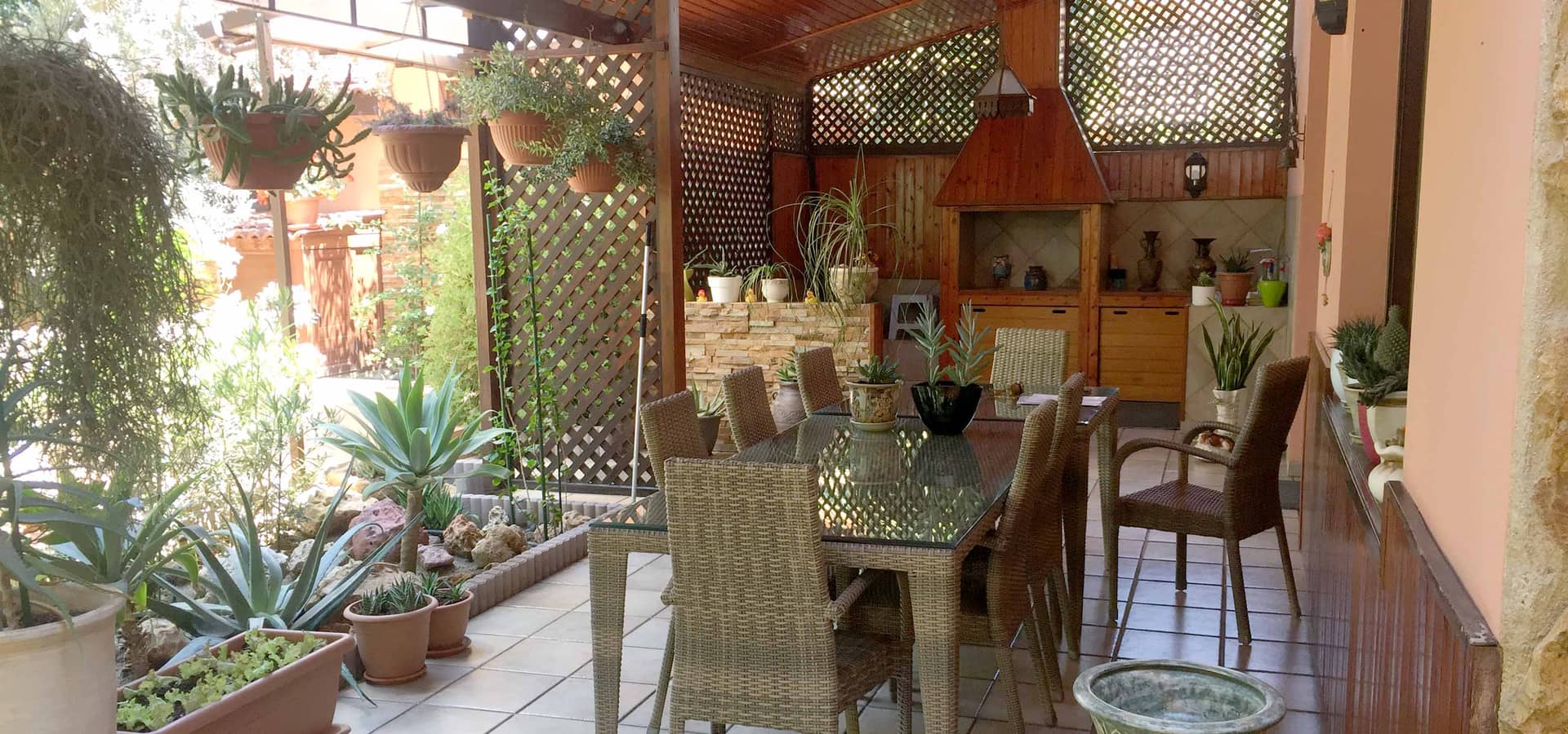 6 Bedroom House in Soteri Tsaggari 4