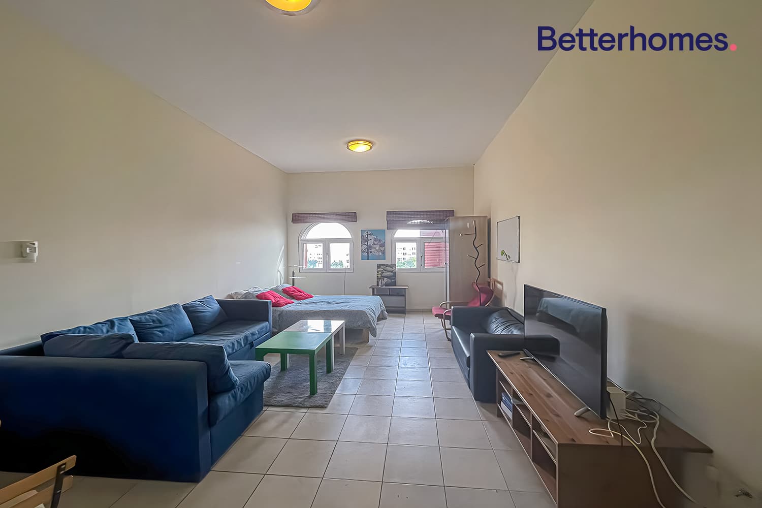 Studio Apartment in Building 88 - photo 2