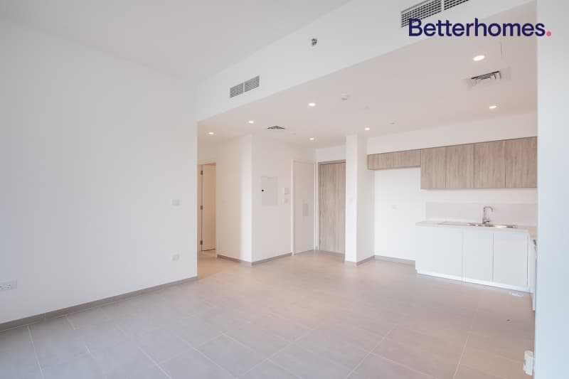 2 Bedroom Apartment in Park Ridge Tower C - photo 2