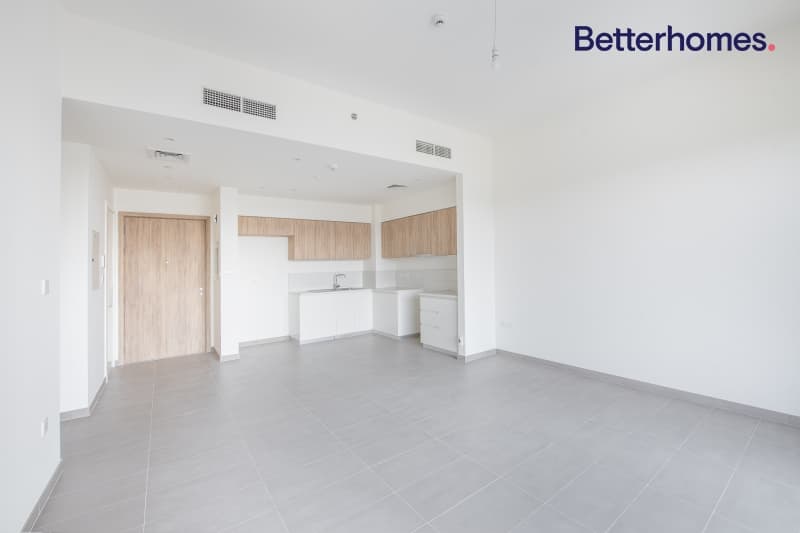 2 Bedroom Apartment in Park Ridge Tower C