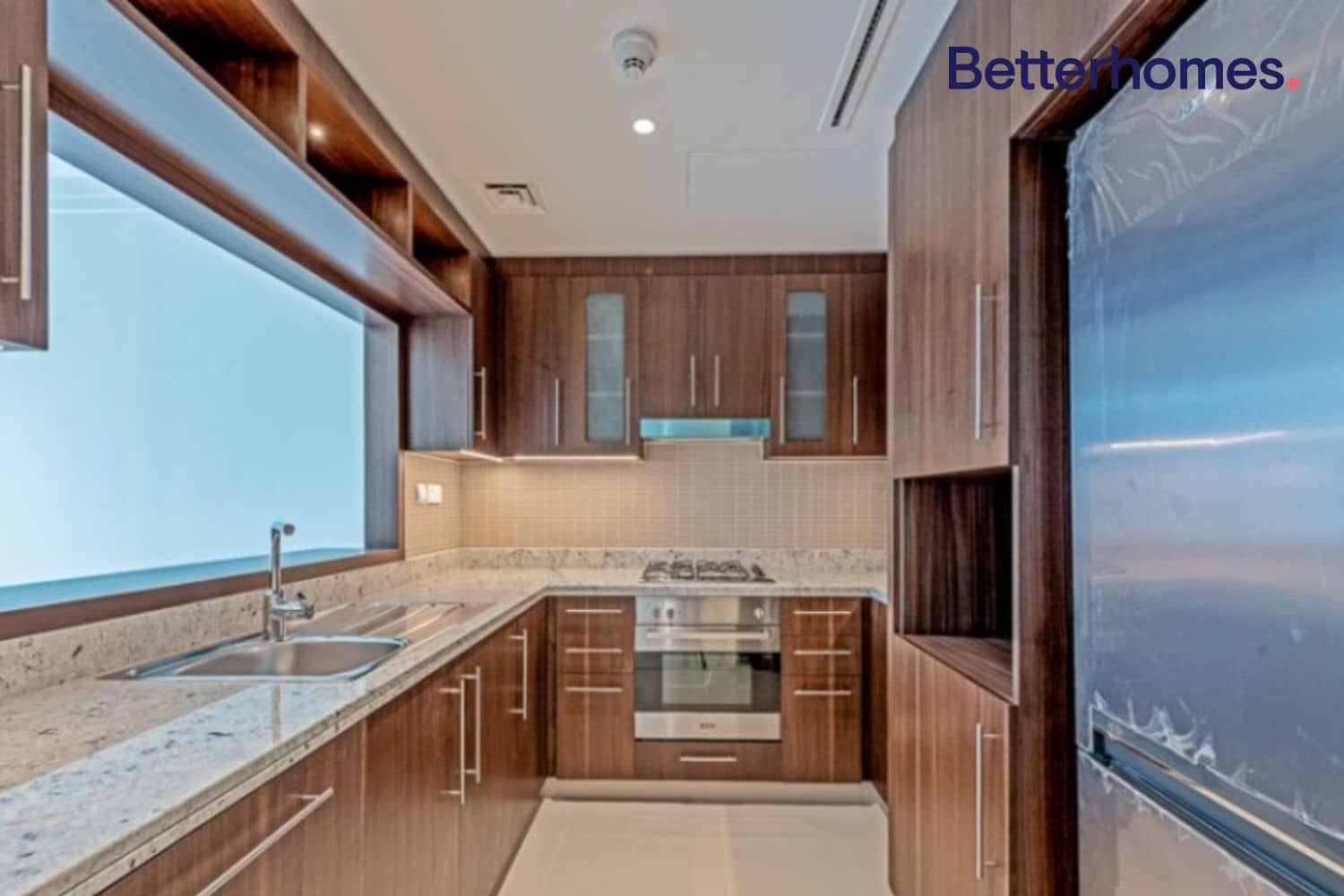 1 Bedroom Apartment in Boulevard Point - photo 2