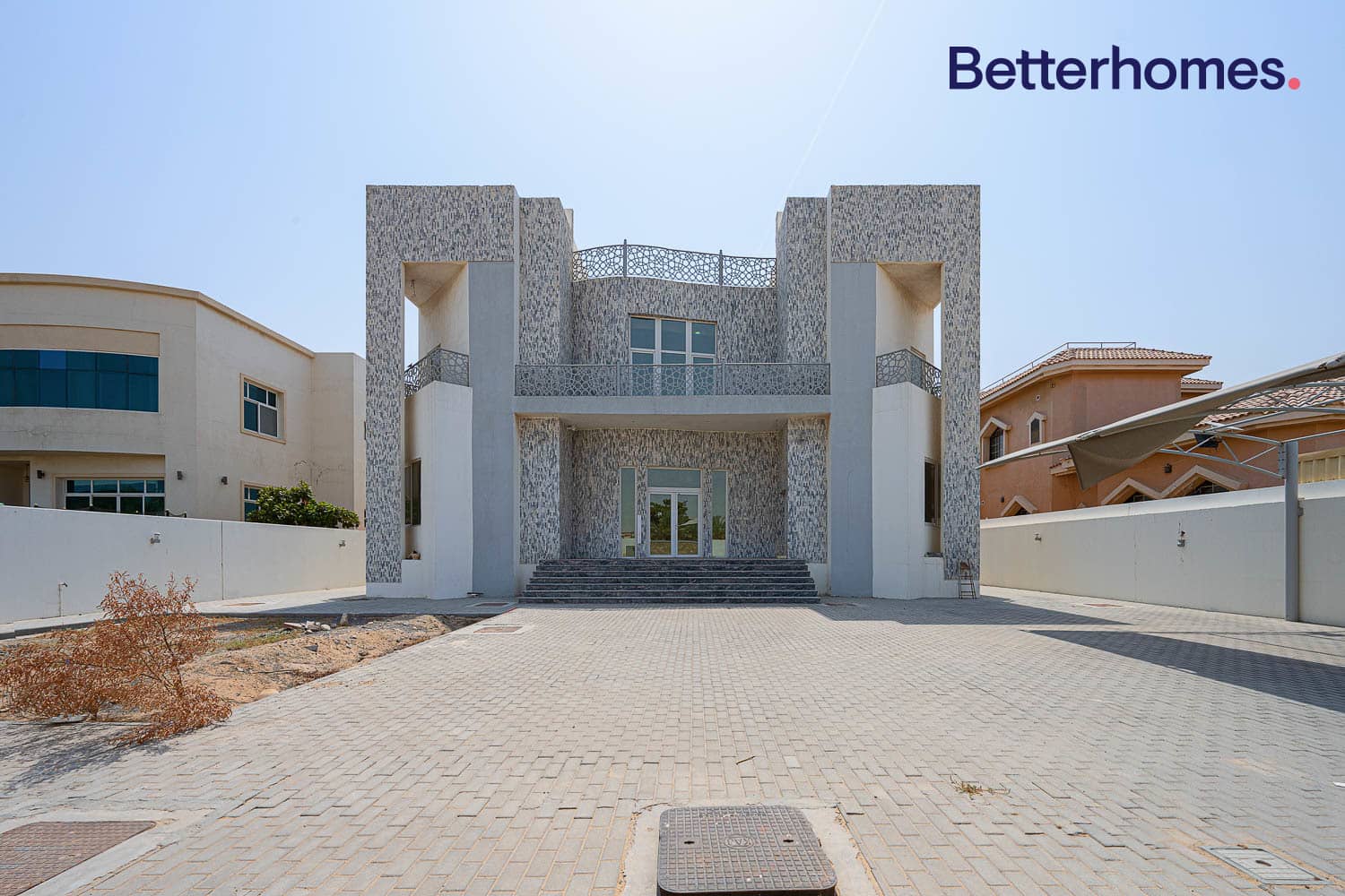 5 Bedroom Villa in Al Khawaneej 1