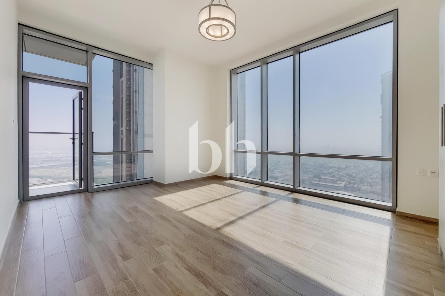 3 Bedroom Apartment in Meera - photo 1