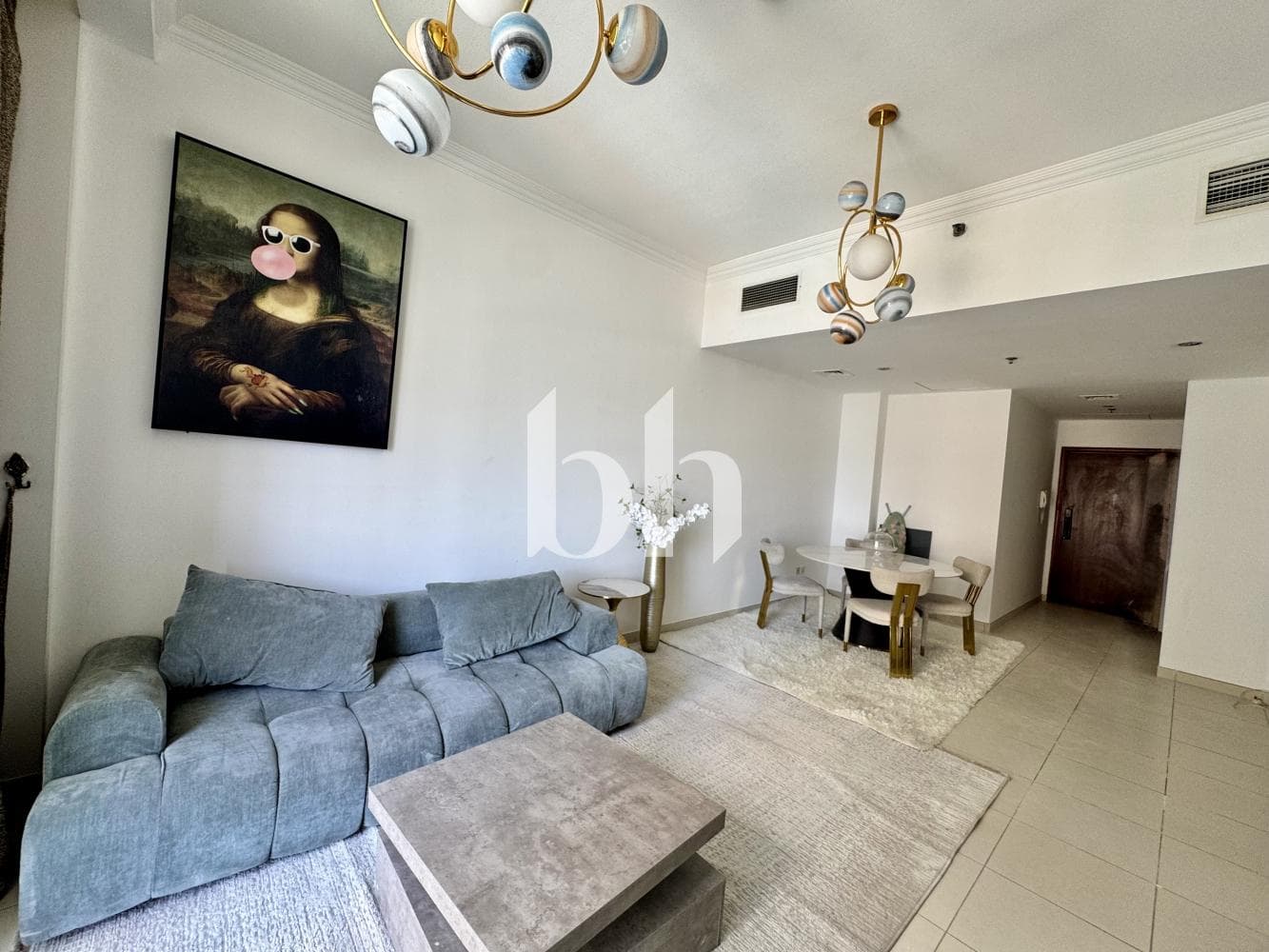 2 Bedroom Apartment in Scala Tower - photo 2