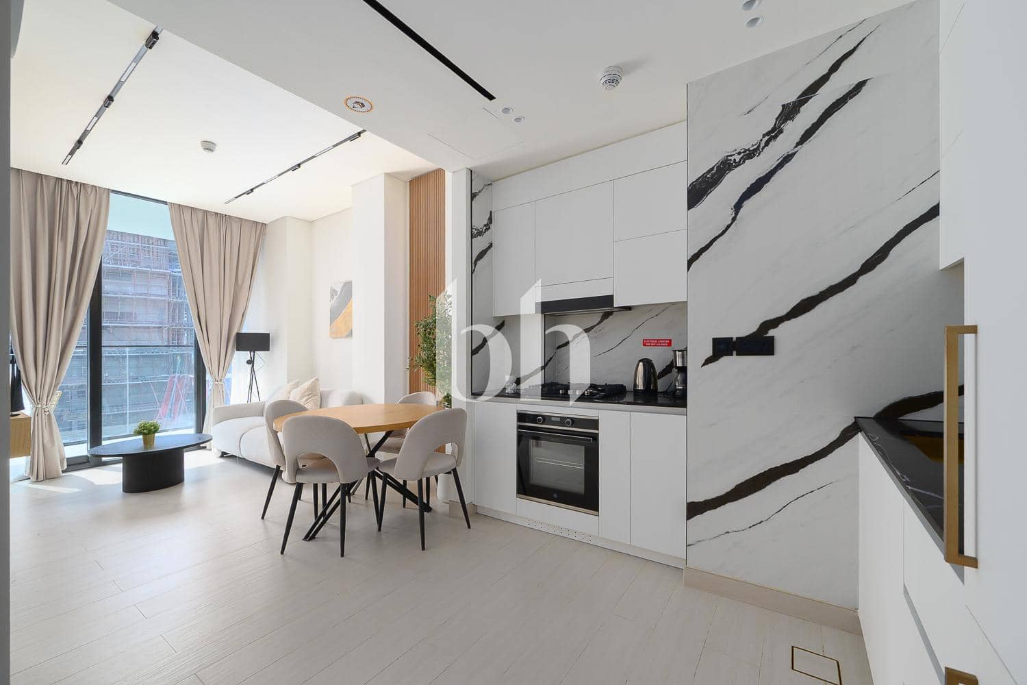 1 Bedroom Apartment in Trillionaire Residences - photo 1