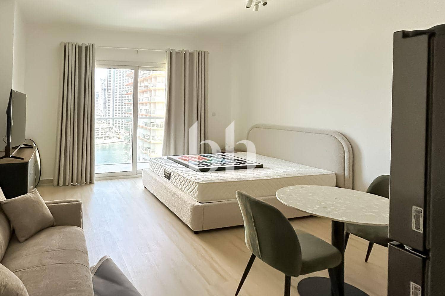 Studio Apartment in AG Tower