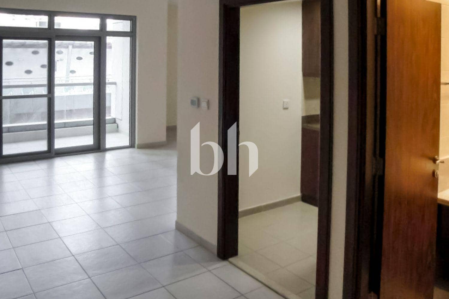 3 Bedroom Apartment in Executive Tower E - photo 1