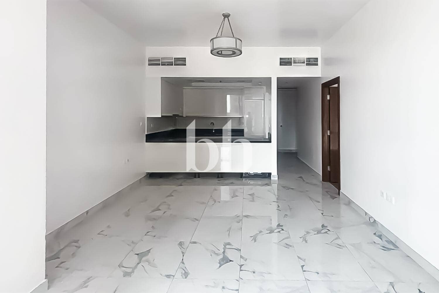1 Bedroom Apartment in Noura Tower - photo 1