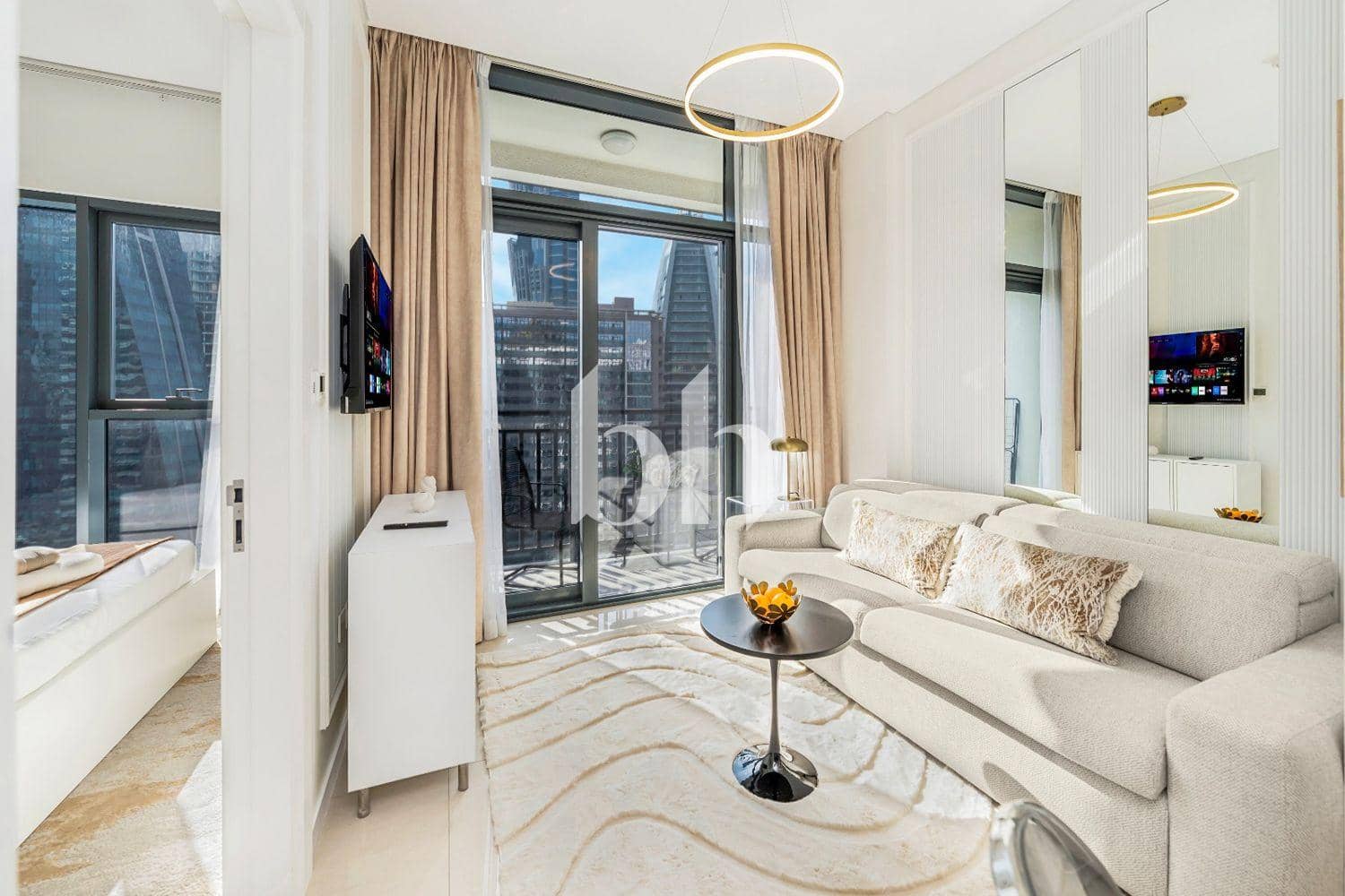 1 Bedroom Apartment in Zada Tower - photo 1
