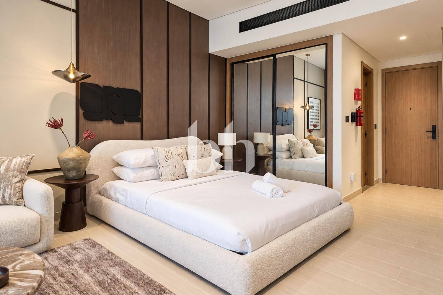 Studio Apartment in Trillionaire Residences - photo 2