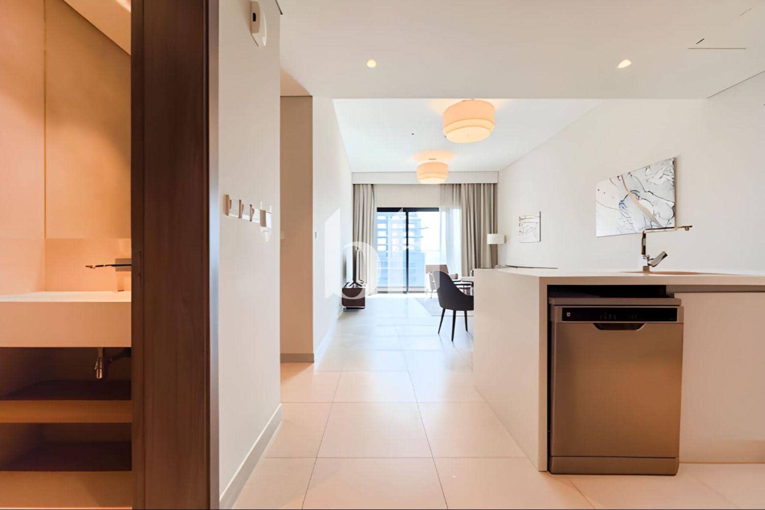 2 Bedroom Apartment in Sol Avenue - photo 1