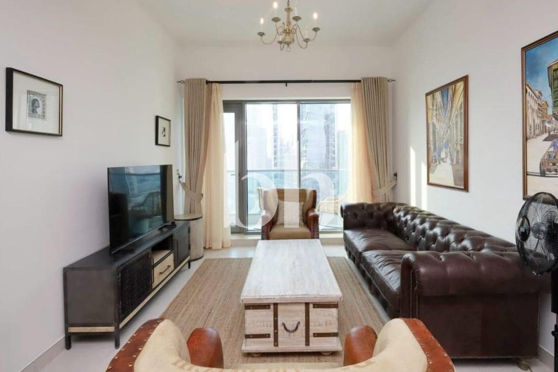 1 Bedroom Apartment in The Bay - photo 1