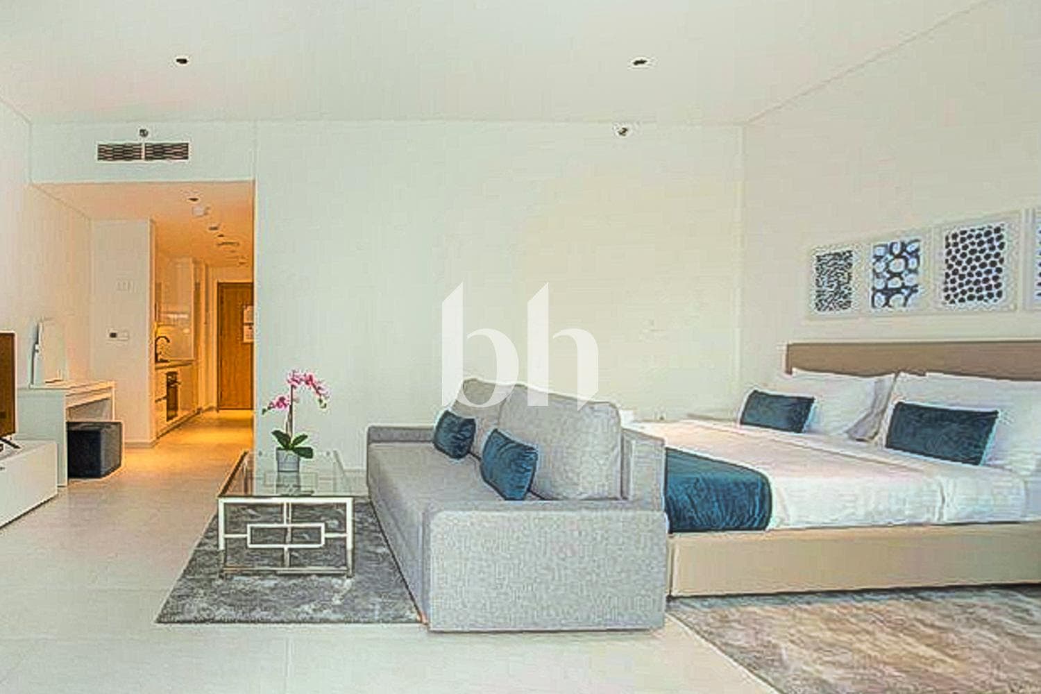 1 Bedroom Apartment in Marquise Square Tower - photo 2