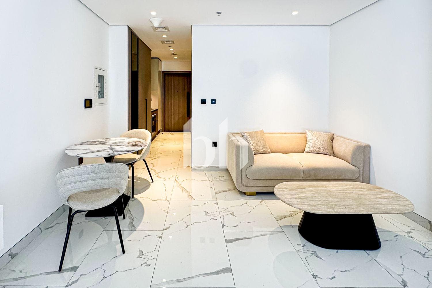 Studio Apartment in Royal Regency - photo 1