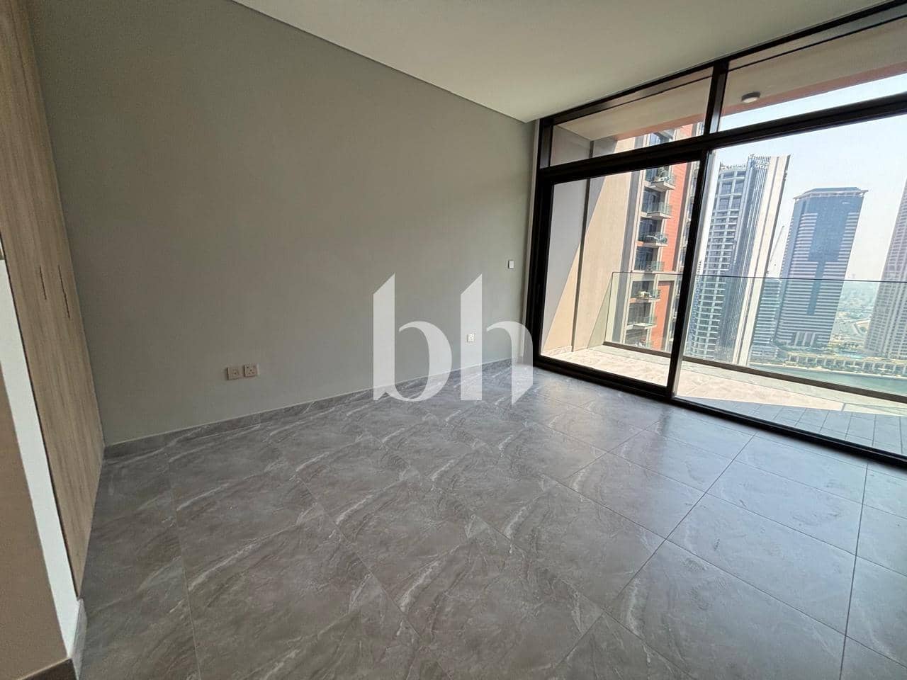 Studio Apartment in Peninsula Two