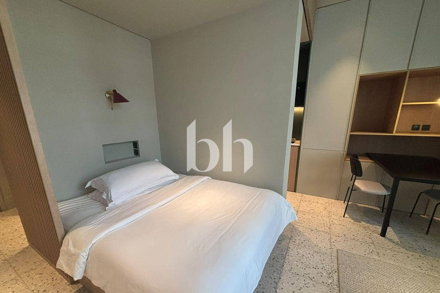 Studio Apartment in Upside Living - photo 2