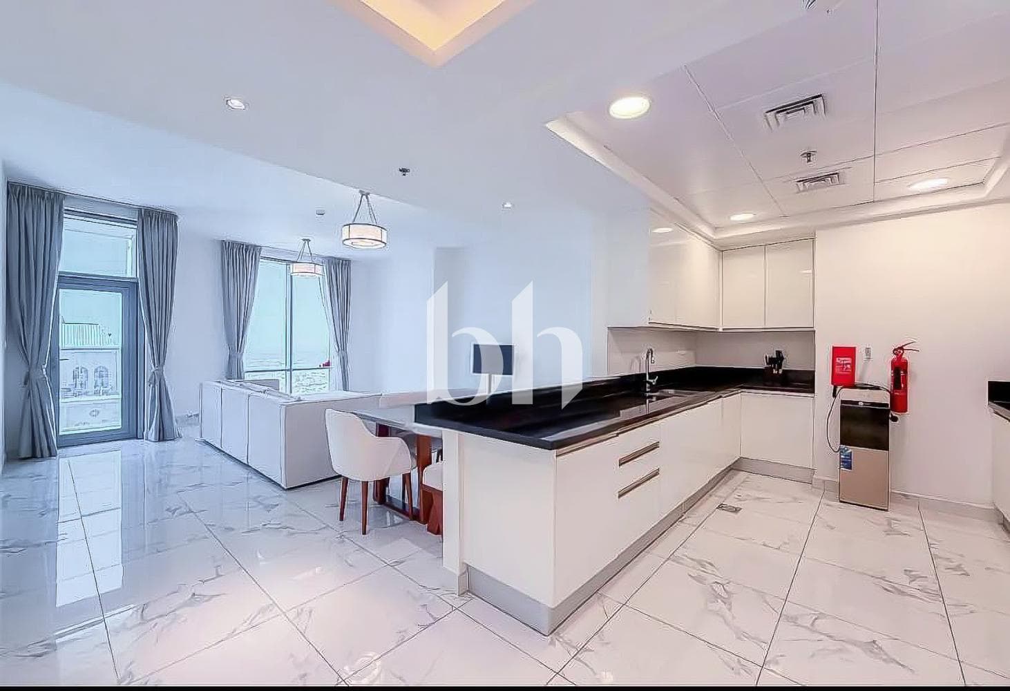 3 Bedroom Apartment in Noura Tower - photo 2