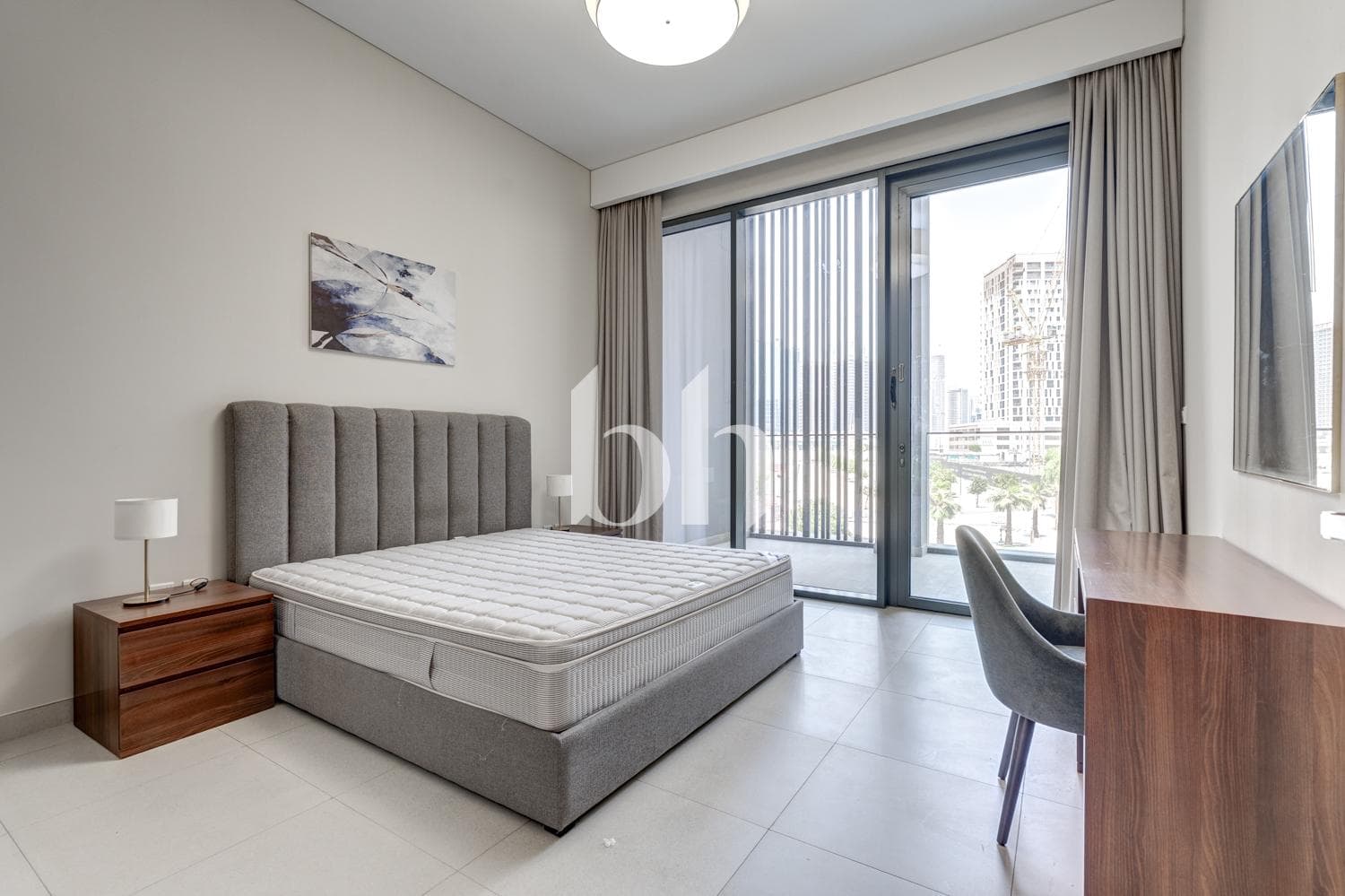 2 Bedroom Apartment in Sol Avenue - photo 1
