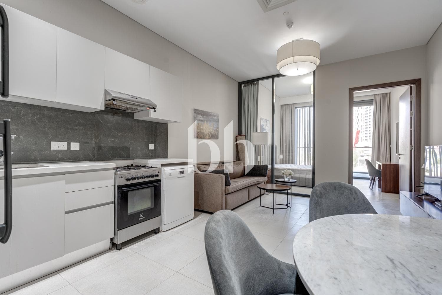 2 Bedroom Apartment in Sol Avenue