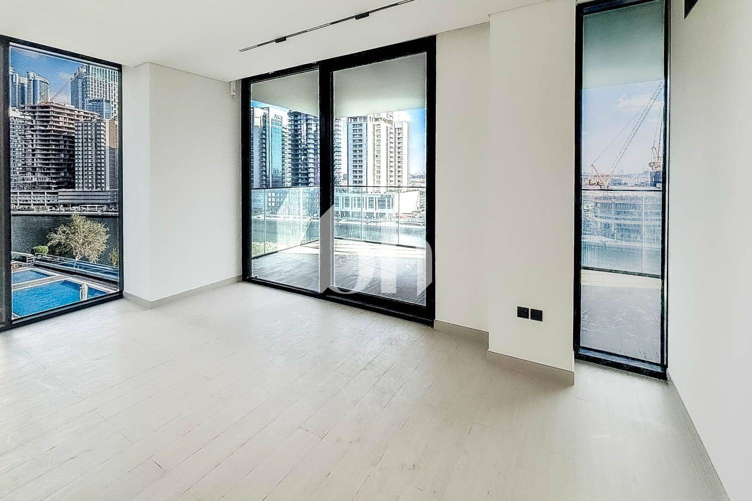 2 Bedroom Apartment in Trillionaire Residences - photo 2