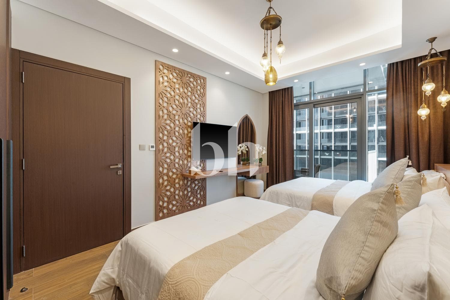 1 Bedroom Apartment in Nobles Tower - photo 2