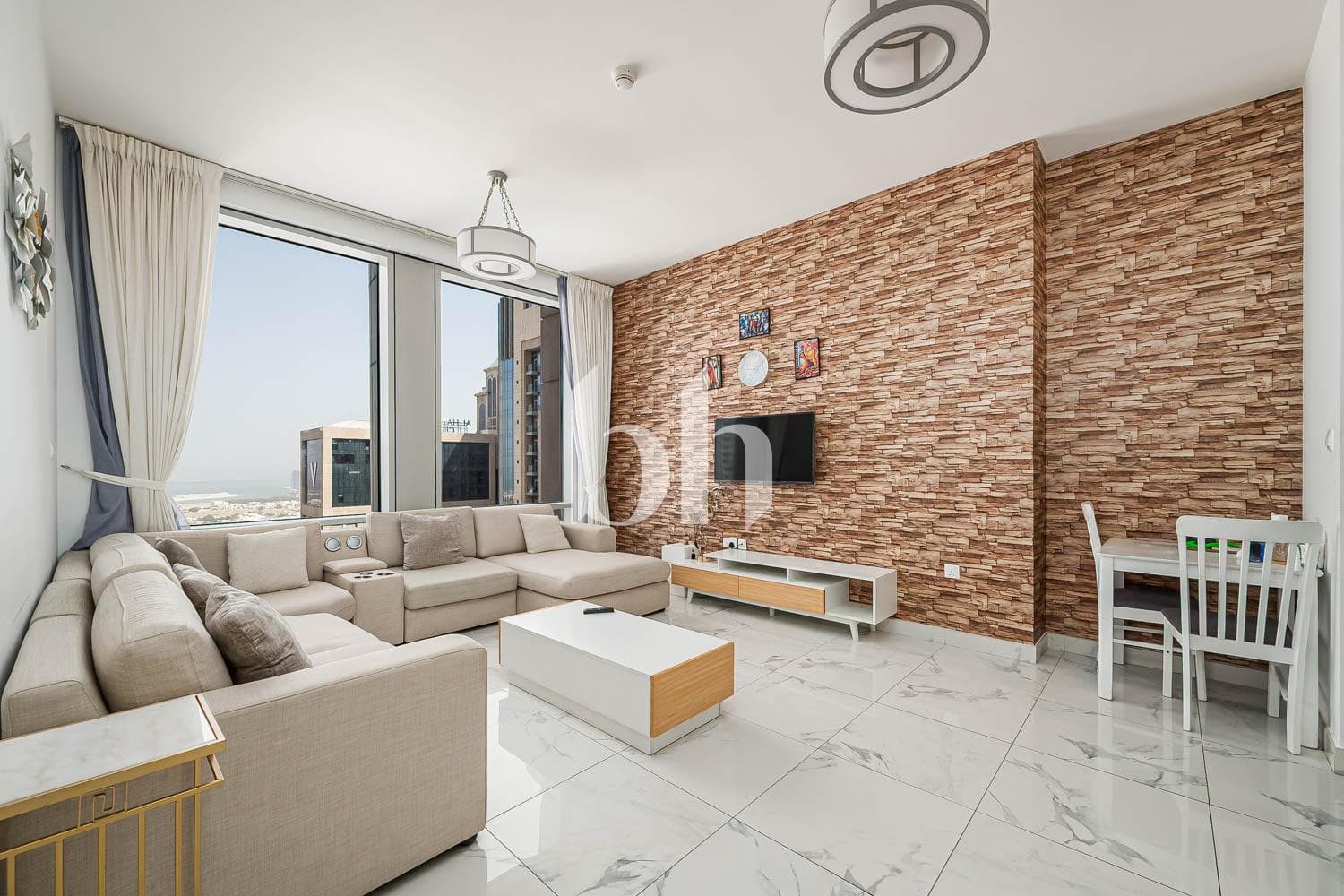 2 Bedroom Apartment in Amna - photo 1