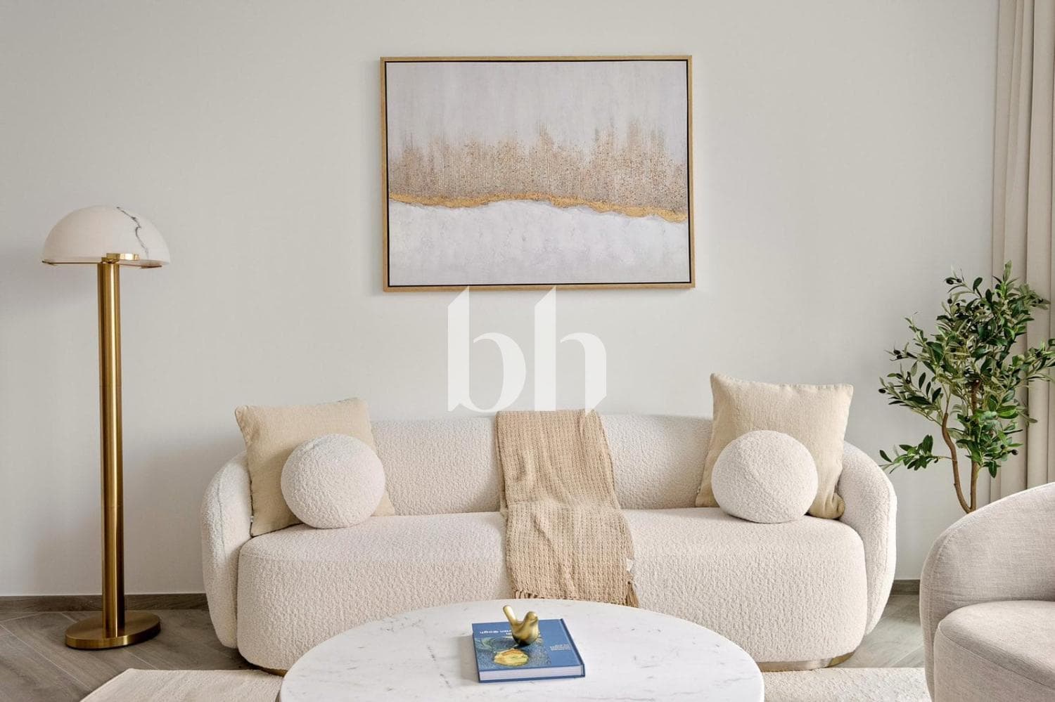 1 Bedroom Apartment in Peninsula Three