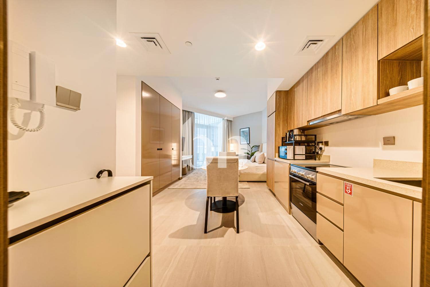 Studio Apartment in Urban Oasis - photo 2