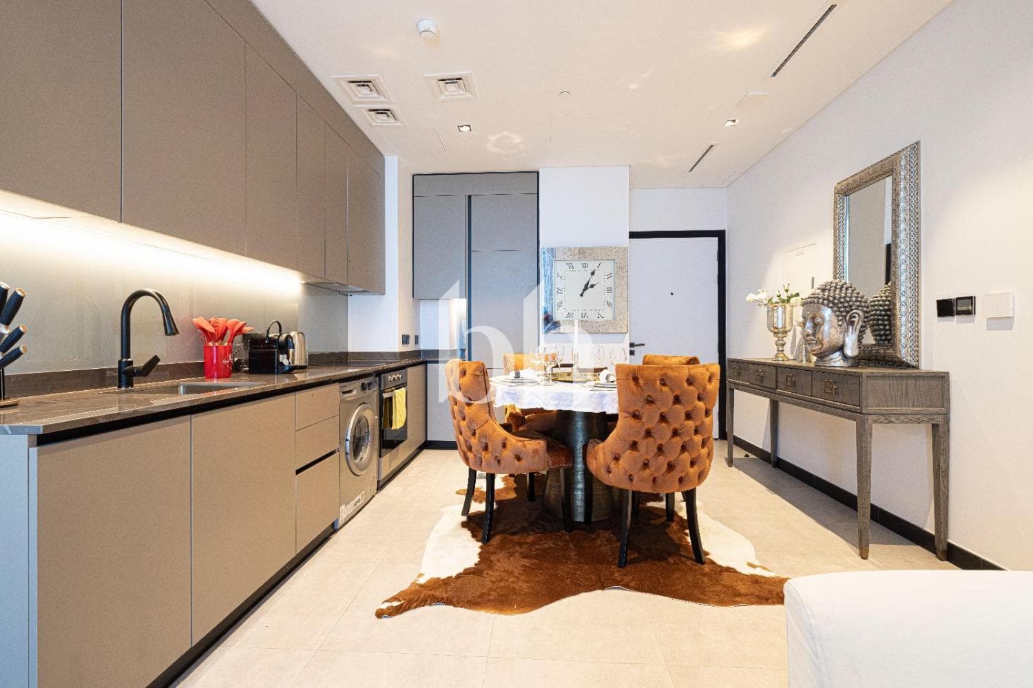 1 Bedroom Apartment in 15 Northside - Tower 1 - photo 2