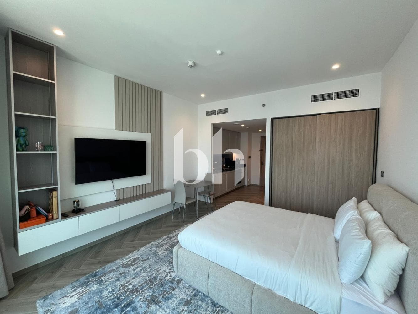 Studio Apartment in Peninsula Three - photo 1