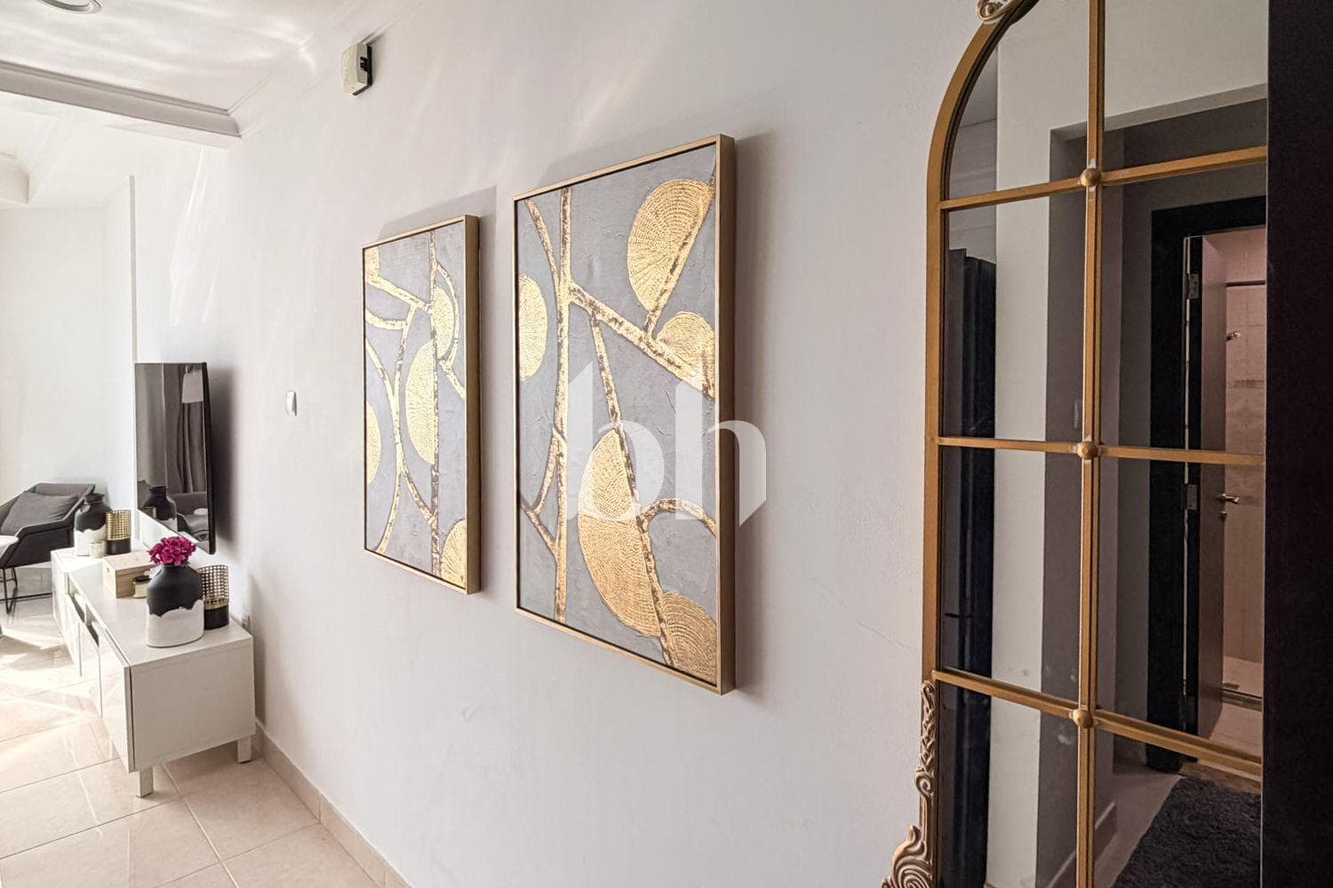 Studio Apartment in The Court Tower - photo 2