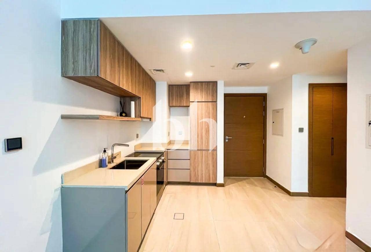 1 Bedroom Apartment in Urban Oasis - photo 2