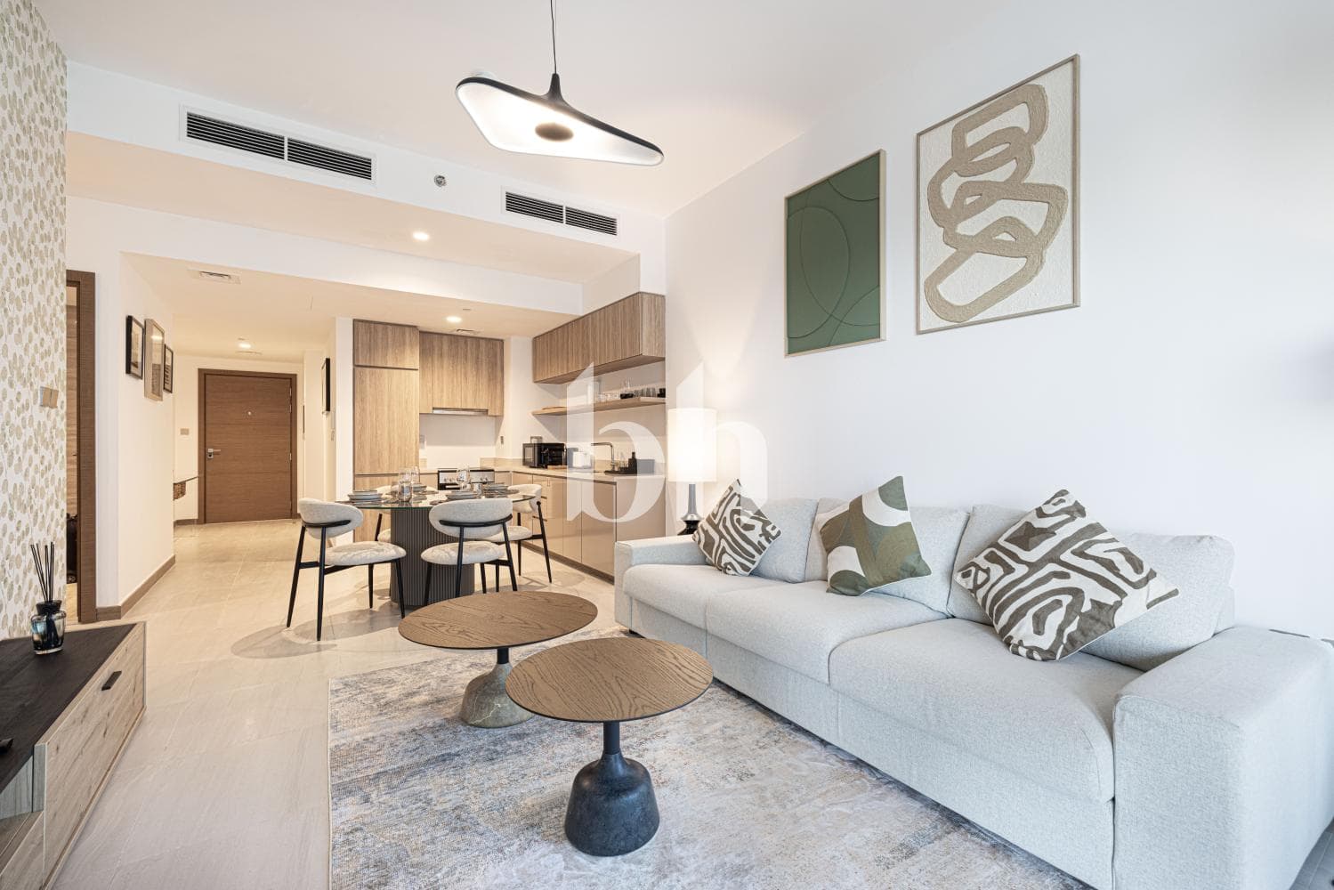 2 Bedroom Apartment in Urban Oasis