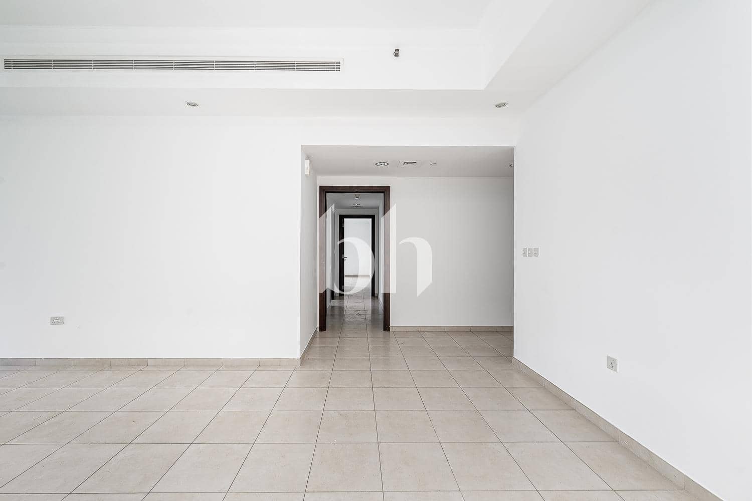 2 Bedroom Apartment in Churchill Residency Tower - photo 1