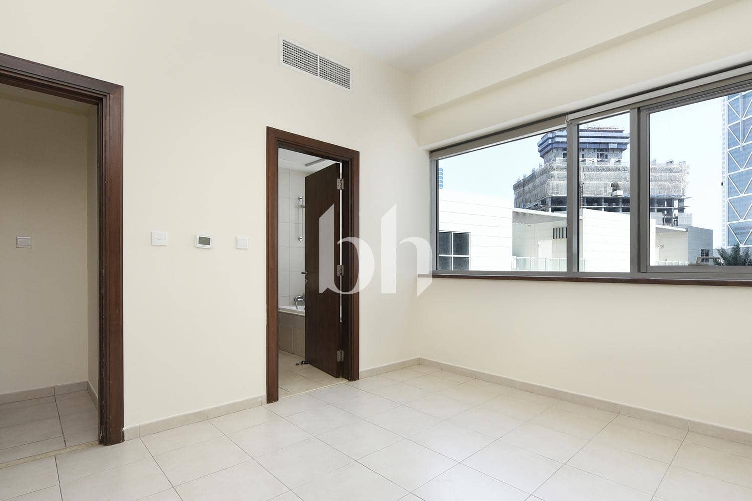 3 Bedroom Apartment in Executive Tower M - photo 1