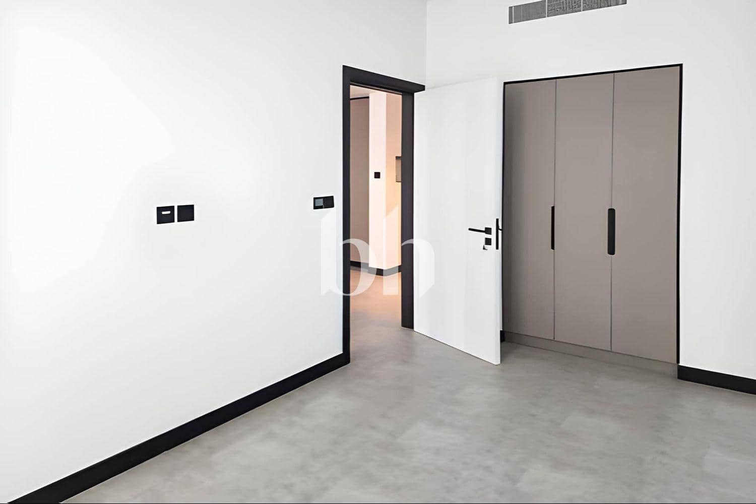 1 Bedroom Apartment in 15 Northside - Tower 2 - photo 2